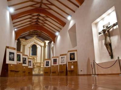 Centro Cultural Santa Inés